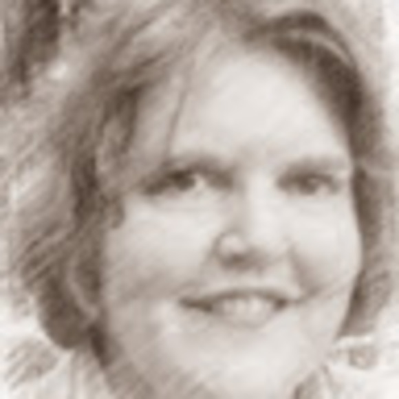 Meet your Posher, Laura - Picture 1 of 1